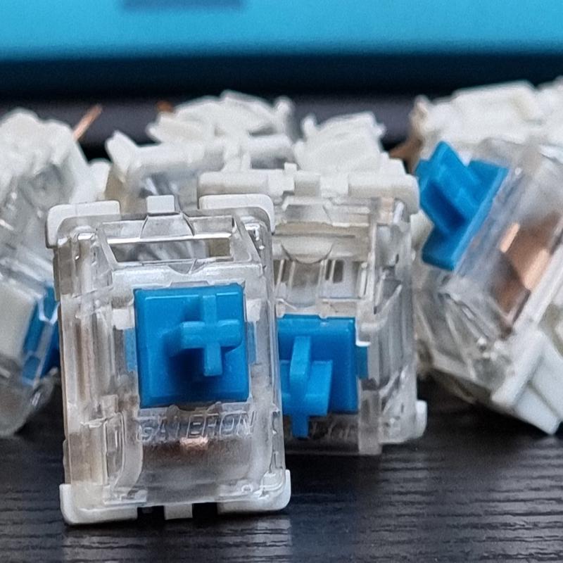 Gateron KS-9 Clicky RGB 3pin Switch - Blue (10pc per bag)