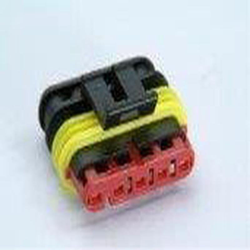 5 Way Plug Female (ESP7051F)